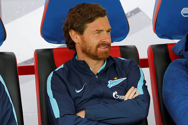 16足球赛争议判罚：VAR再成焦点